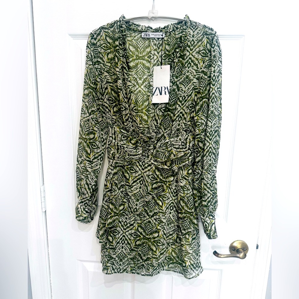 Zara Geometric Cinched Waist Dress XS